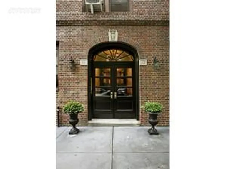 New York City Real Estate | View 65 Morton Street, 5K | room 2 | View 3