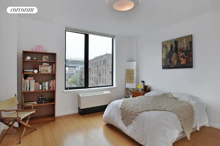 New York City Real Estate | View 26 Broadway, 503 | Light and spacious master bedroom | View 3