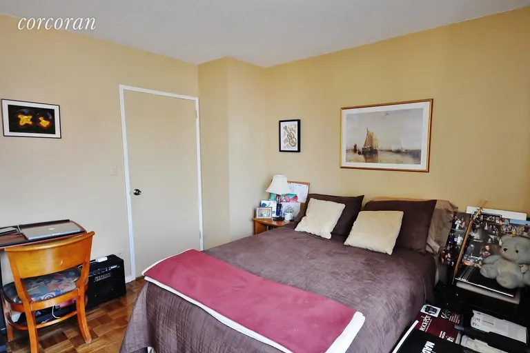 New York City Real Estate | View 1623 Third Avenue, 21A | room 6 | View 7