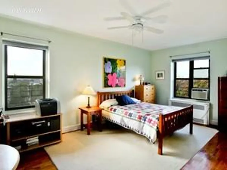 New York City Real Estate | View 230 Park Place, 6A | room 1 | View 2