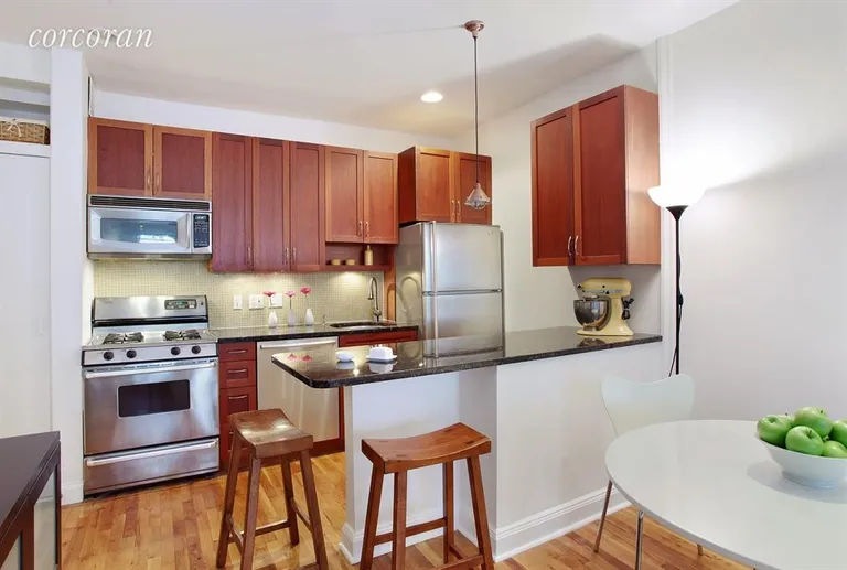 New York City Real Estate | View 288 5th Avenue, 3R | Gorgeously renovated kitchen | View 2