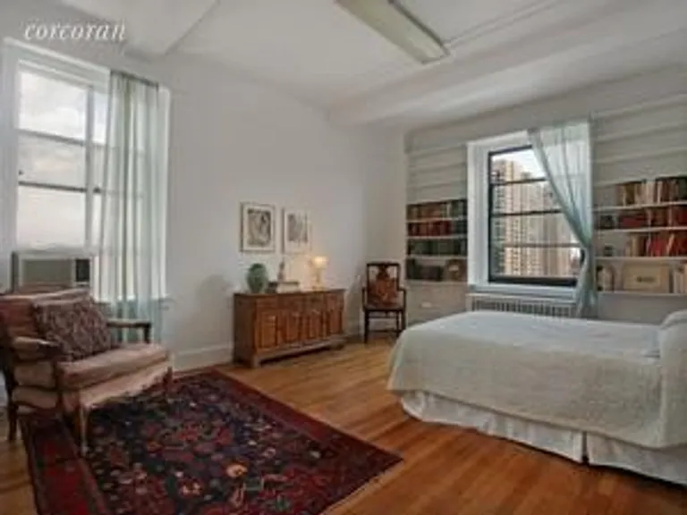New York City Real Estate | View 139 East 94th Street, 10C | room 1 | View 2