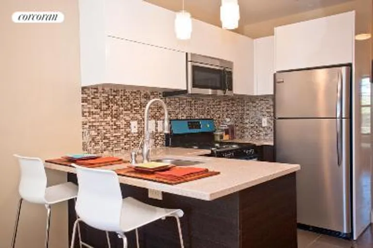New York City Real Estate | View 190 Lefferts Place, 4 | room 5 | View 6