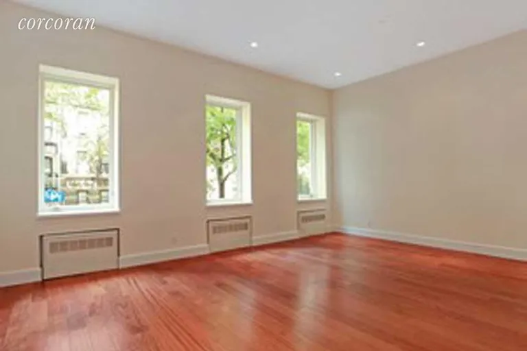 New York City Real Estate | View 232 East 50th Street, 1 | room 3 | View 4