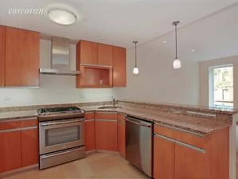 New York City Real Estate | View 232 East 50th Street, 2 | room 1 | View 2