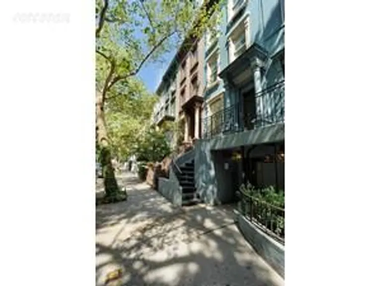 New York City Real Estate | View 109 West 78th Street, DE | room 5 | View 6