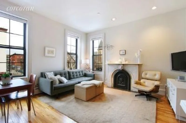 New York City Real Estate | View 98 Bond Street, 4 | 2 Beds, 1 Bath | View 1