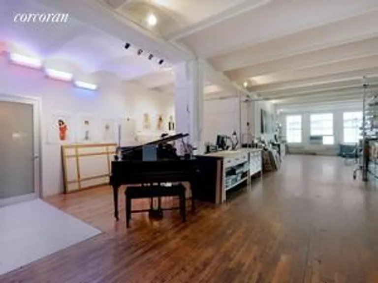 New York City Real Estate | View 20-26 North Moore, 5E | room 1 | View 2