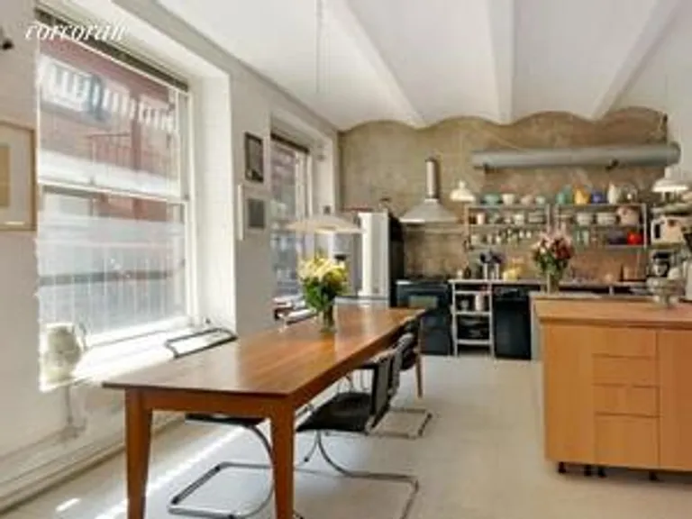 New York City Real Estate | View 20-26 North Moore, 5E | room 3 | View 4
