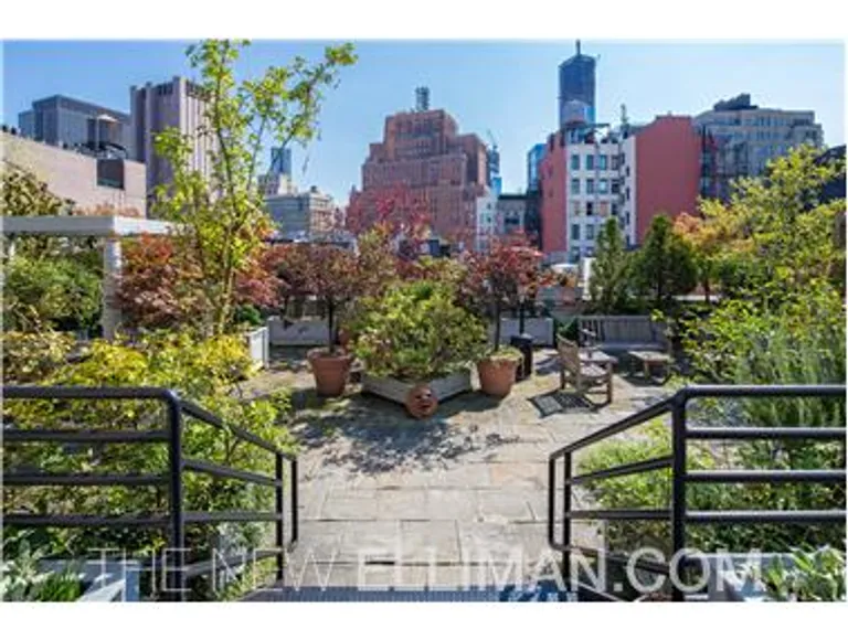 New York City Real Estate | View 35 North Moore Street, PH | room 8 | View 11