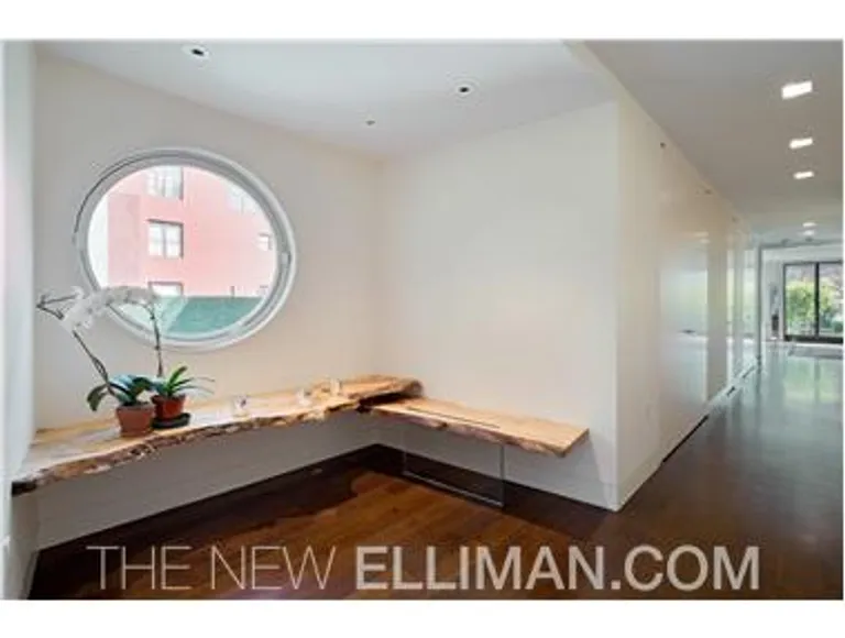 New York City Real Estate | View 35 North Moore Street, PH | room 16 | View 19
