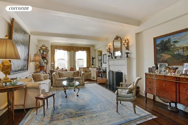 New York City Real Estate | View 315 East 68th Street, 11KLM | Living Room | View 3