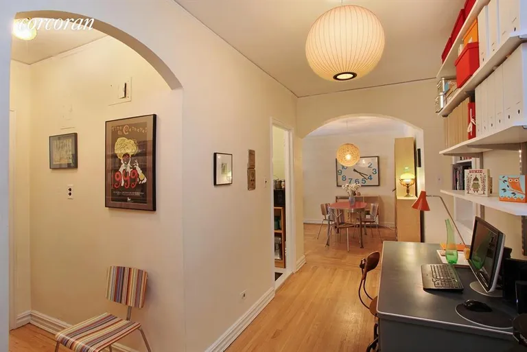 New York City Real Estate | View 40 Prospect Park West, 5E | Foyer | View 7