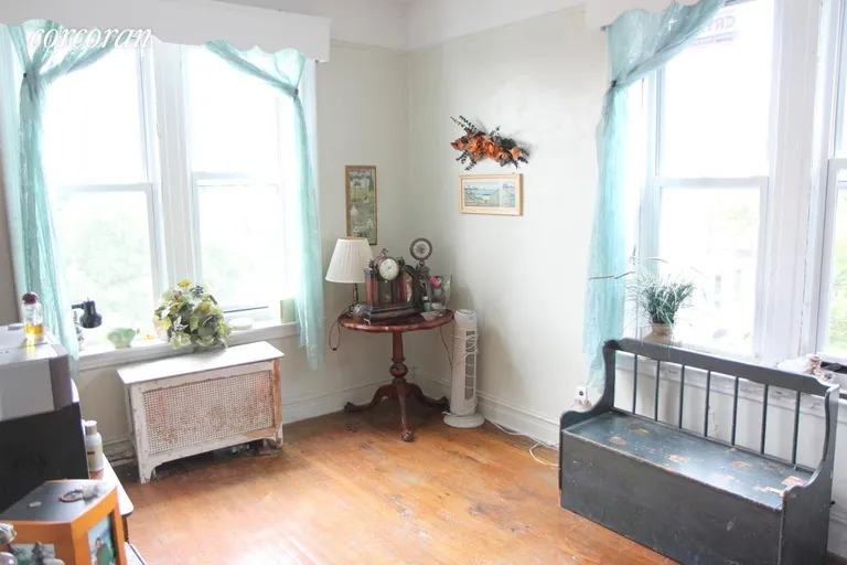 New York City Real Estate | View 4002 7th Avenue, 39 | 1 Bed, 1 Bath | View 1