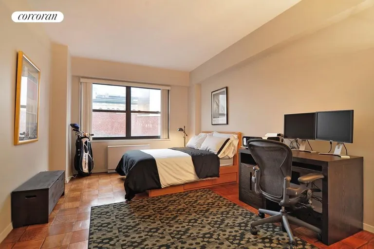 New York City Real Estate | View 7 East 14th Street, 1620 | room 2 | View 3