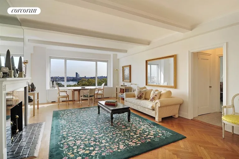 New York City Real Estate | View 130 East End Avenue, 9B | Living Room | View 6