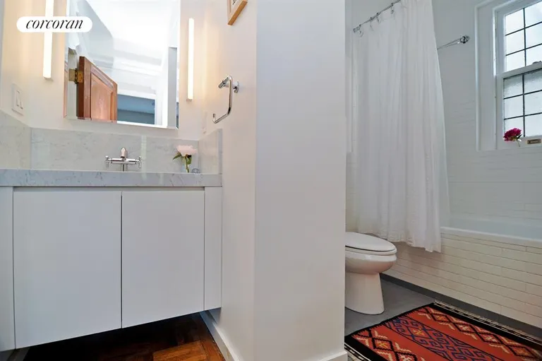 New York City Real Estate | View 125 Prospect Park West, 4B | Master Bathroom | View 6