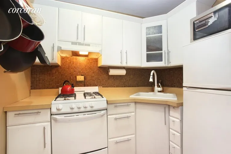 New York City Real Estate | View 195 Willoughby Avenue, 414 | Kitchen | View 4
