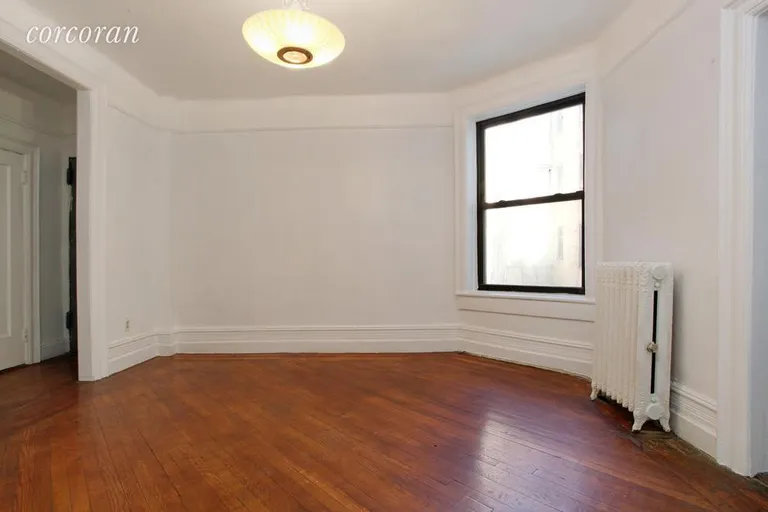 New York City Real Estate | View 5 Stratford Road, 7S | room 1 | View 2