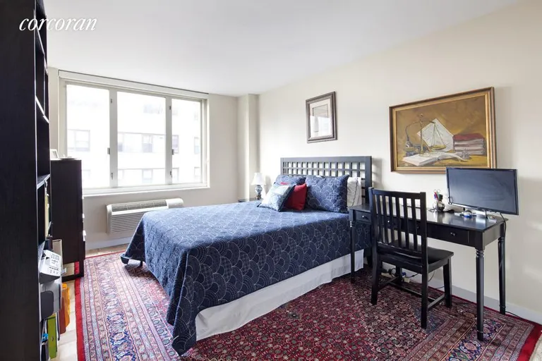 New York City Real Estate | View 130 West 67th Street, 10J | room 2 | View 3
