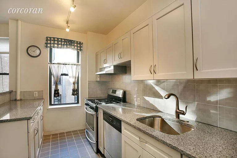 New York City Real Estate | View 418 Saint Johns Place, 5D | room 2 | View 3