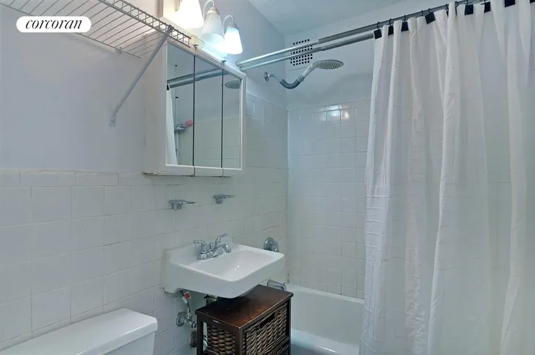 New York City Real Estate | View 195 Willoughby Avenue, 107 | Bathroom | View 9