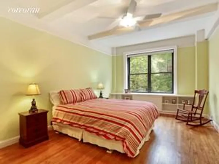 New York City Real Estate | View 60 West 68th Street, 4C | room 1 | View 2