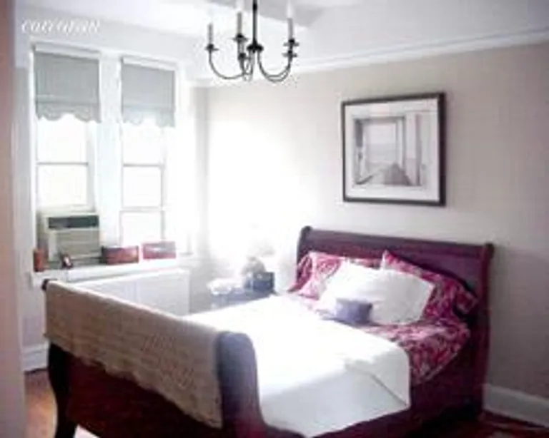 New York City Real Estate | View 315 East 68th Street, 13R | room 1 | View 2