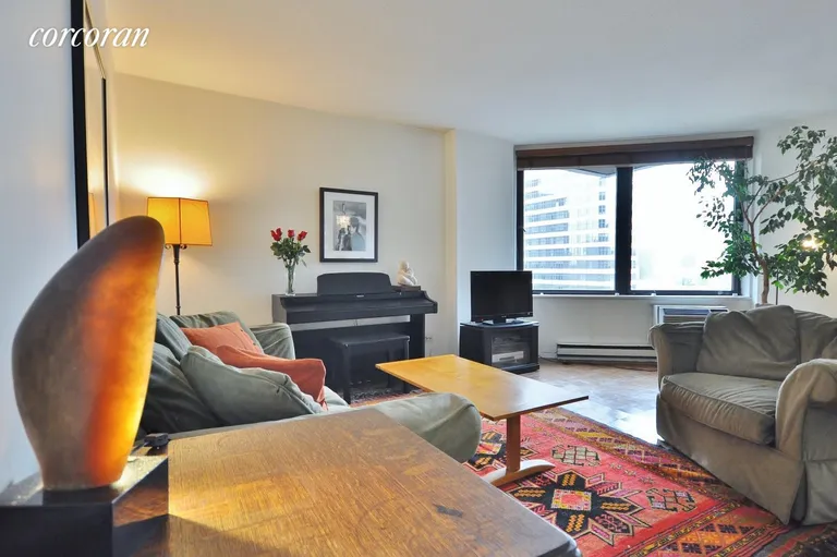 New York City Real Estate | View 1641 Third Avenue, 19F | room 1 | View 2