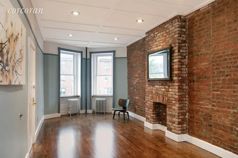 New York City Real Estate | View 537 Greene Avenue, 1 | 4 Beds, 2 Baths | View 1