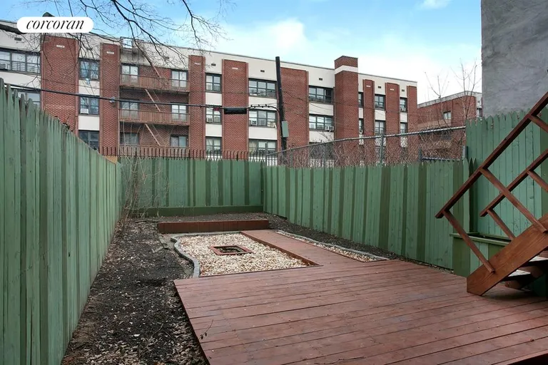 New York City Real Estate | View 537 Greene Avenue, 1 | Back Yard | View 16