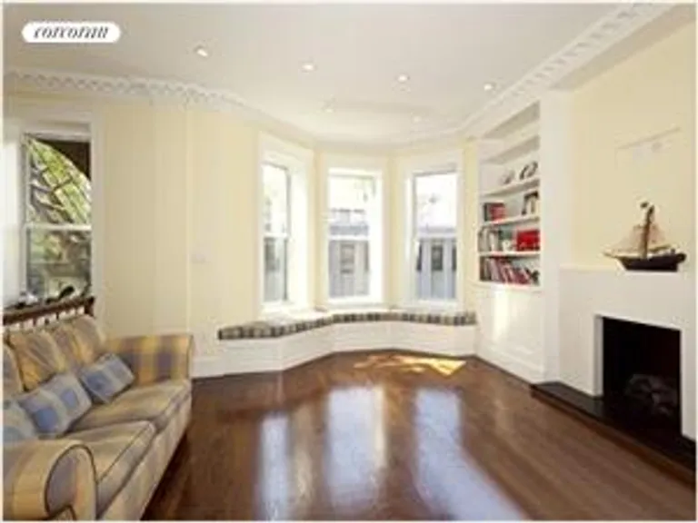 New York City Real Estate | View 111 West 82nd Street, 2A | room 1 | View 2
