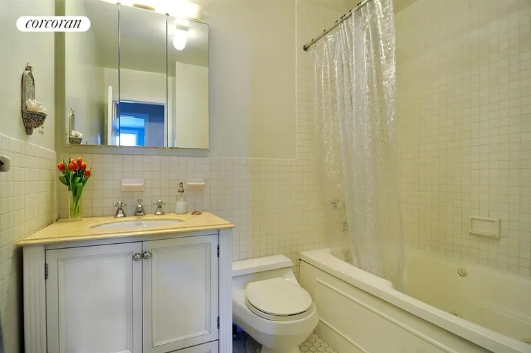 New York City Real Estate | View 77 Horatio Street, 3B | Pristine Bathroom with jacuzzi tub | View 5