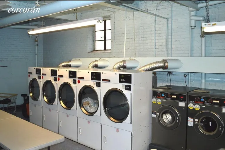 New York City Real Estate | View 25-40 31st Avenue, 3F | laundry room | View 7