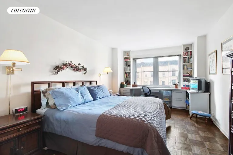 New York City Real Estate | View 75 East End Avenue, 6K | Master Bedroom | View 5