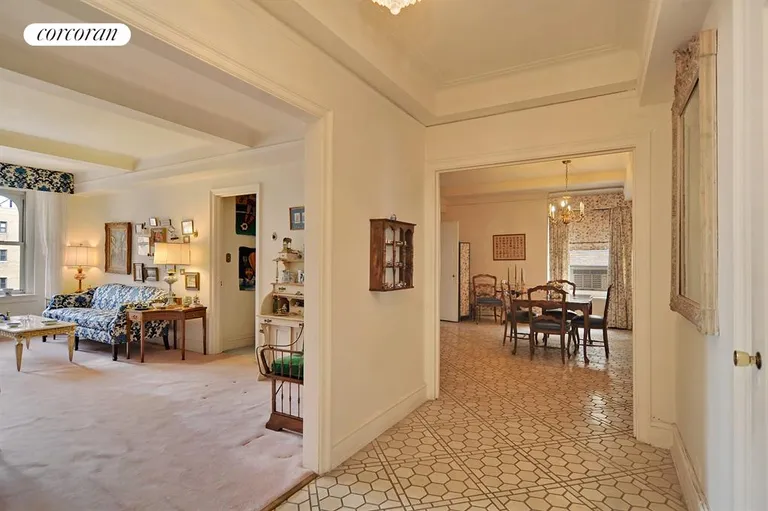 New York City Real Estate | View 60 East 96th Street, 15A | Large entry gallery opens to bright living spaces | View 4