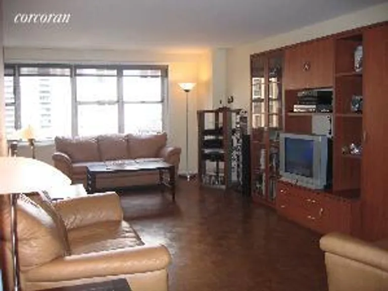 New York City Real Estate | View 155 West 68th Street, 832 | 1 Bed, 1 Bath | View 1