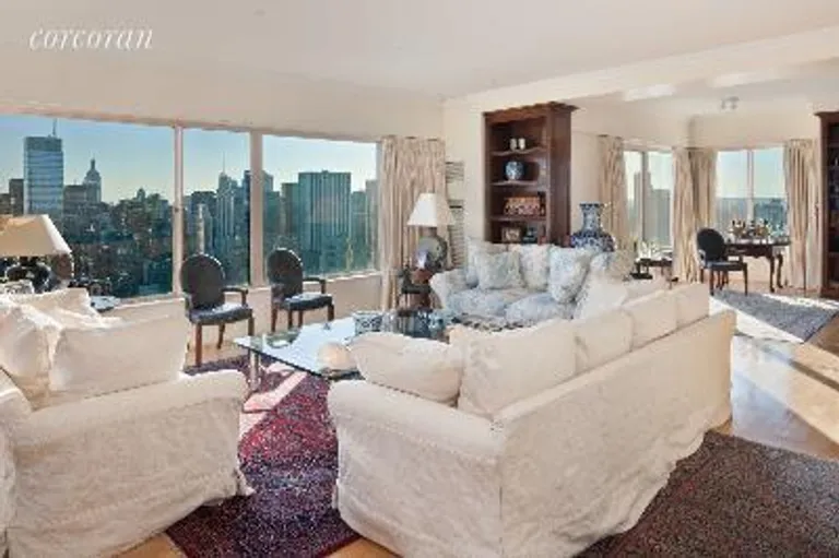 New York City Real Estate | View 200 East 69th Street, PHD | room 1 | View 2