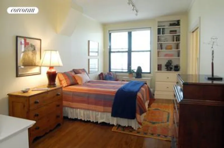 New York City Real Estate | View 255 West 84th Street, 12E | room 3 | View 4