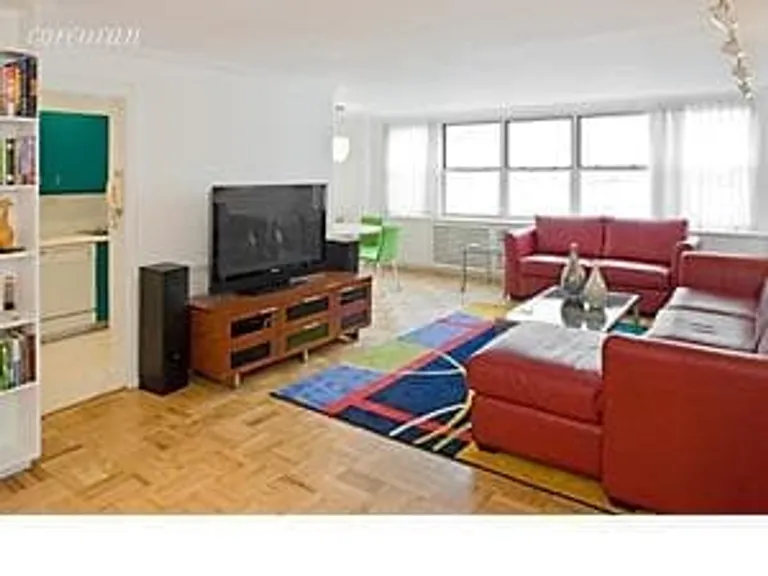 New York City Real Estate | View 310 East 70th Street, 8K | 2 Beds, 2 Baths | View 1