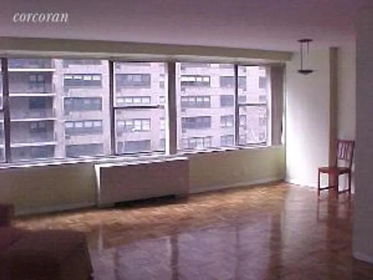 New York City Real Estate | View 315 West 70th Street, 5A | room 1 | View 2