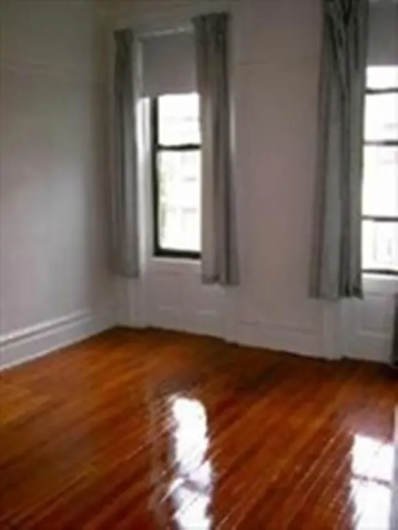 New York City Real Estate | View 453 3rd Street, 2R | room 1 | View 2