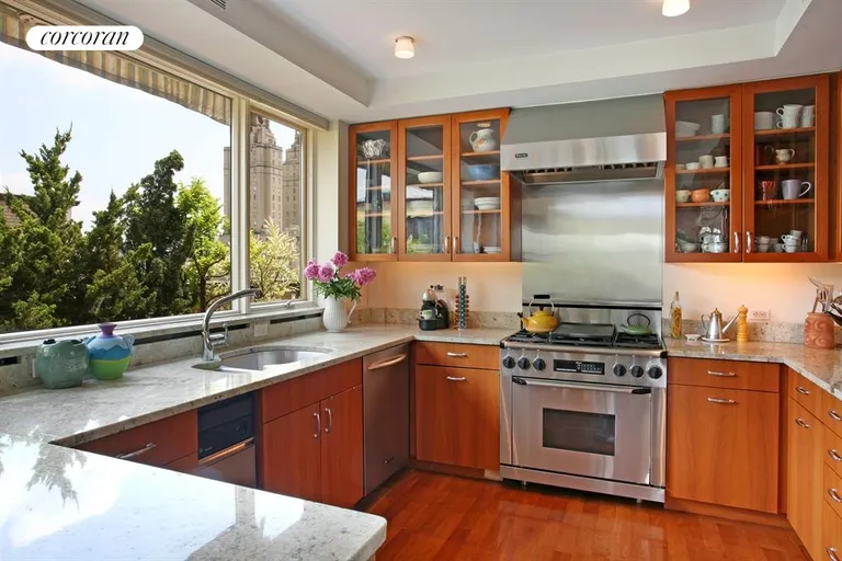 New York City Real Estate | View 40 West 77th Street, PHW | Kitchen | View 7