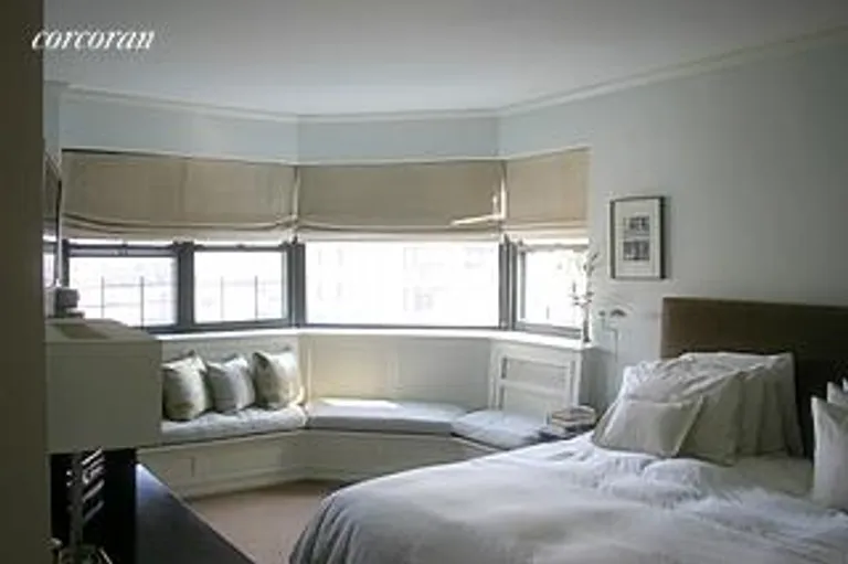 New York City Real Estate | View 181 East 73rd Street, 16C | room 2 | View 3