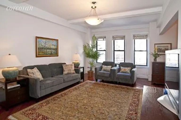 New York City Real Estate | View 215 West 92Nd Street, 3B | 2 Beds, 2 Baths | View 1
