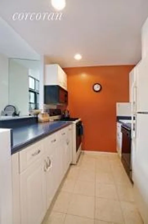 New York City Real Estate | View 253 West 73rd Street, 4E | room 2 | View 3