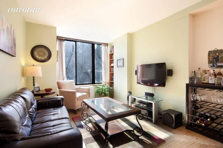 New York City Real Estate | View 300 East 93rd Street, 4F | 1 Bed, 1 Bath | View 1