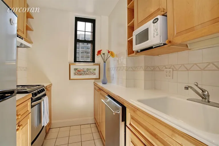 New York City Real Estate | View 23 West 73rd Street, 1203 | Kitchen | View 3