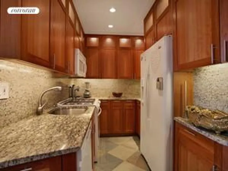 New York City Real Estate | View 253 West 73rd Street, 13G | room 2 | View 3