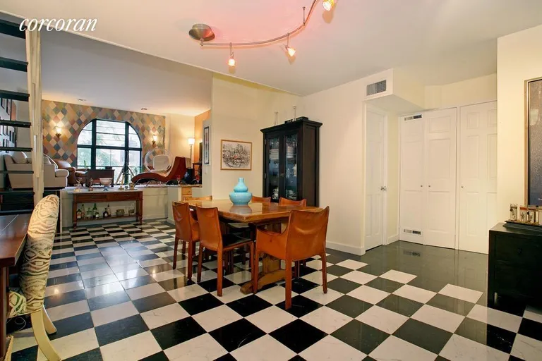 New York City Real Estate | View 253 West 73rd Street, 5N | room 1 | View 2